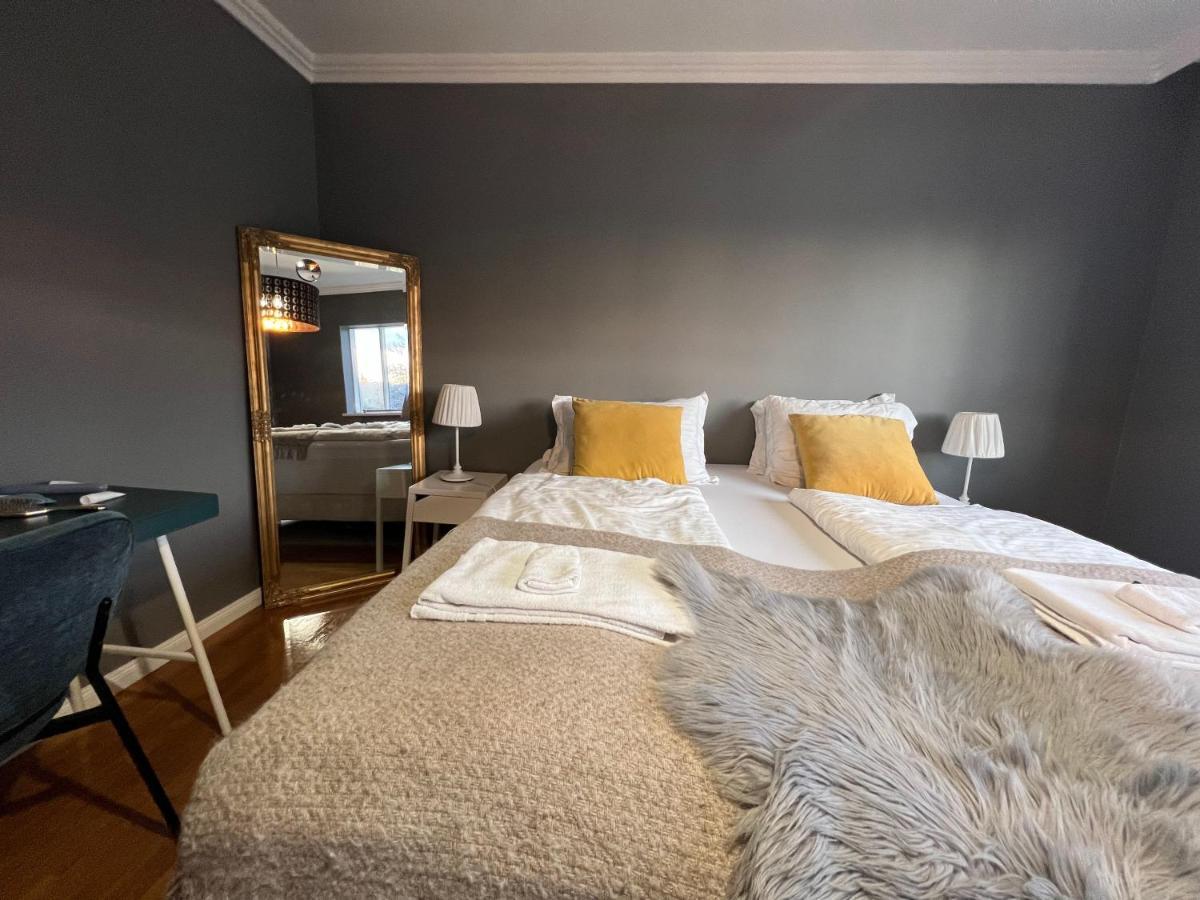 Guesthouse آكيورِيْري المظهر الخارجي الصورة
