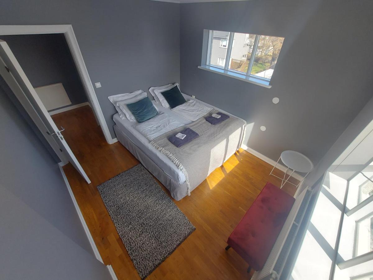 Guesthouse آكيورِيْري المظهر الخارجي الصورة