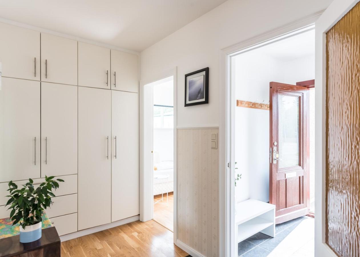 Guesthouse آكيورِيْري المظهر الخارجي الصورة
